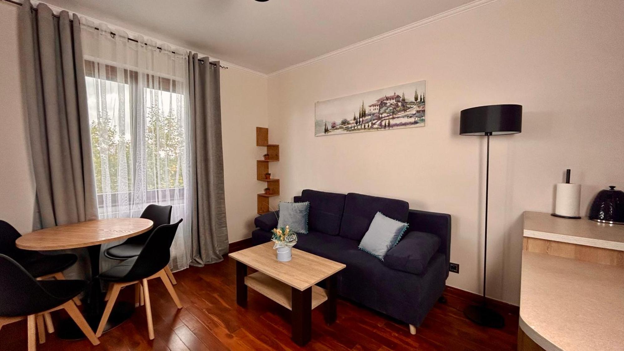 Mala Italia Apartments Wroclaw Bagian luar foto