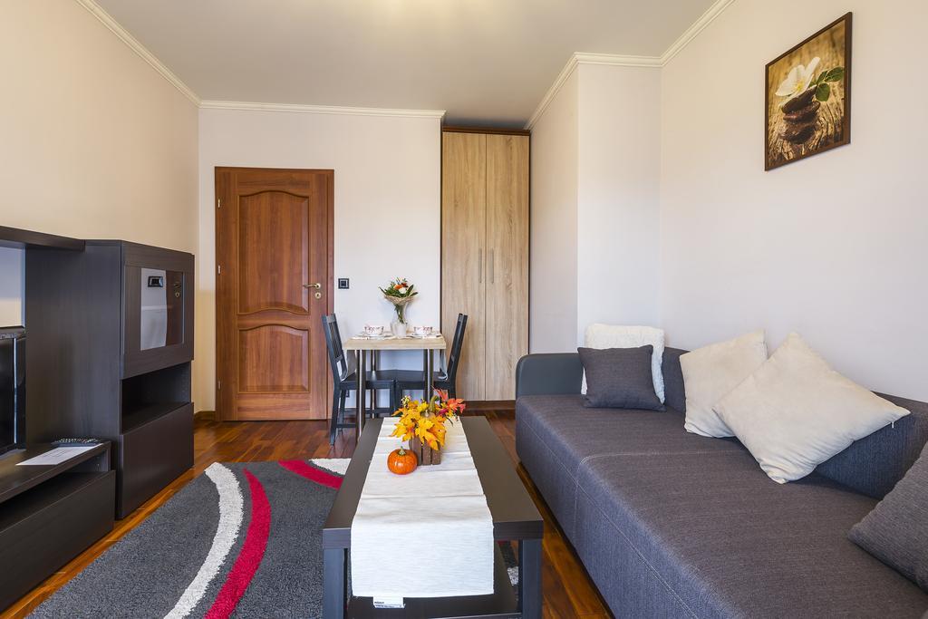 Mala Italia Apartments Wroclaw Bagian luar foto